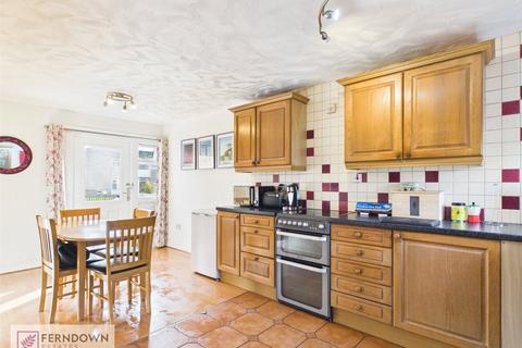 3 bedroom terraced house for sale, Poplar Avenue, Chelmsley Wood, Birmingham, West Midlands, B37