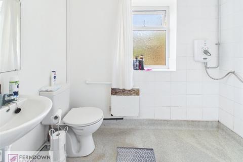 3 bedroom terraced house for sale, Poplar Avenue, Chelmsley Wood, Birmingham, West Midlands, B37