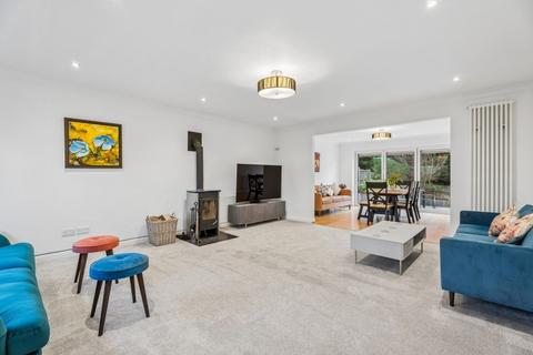 undefined, Dove Park, Rickmansworth WD3