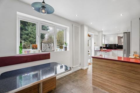 undefined, Dove Park, Rickmansworth WD3