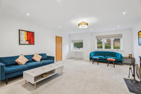 undefined, Dove Park, Rickmansworth WD3