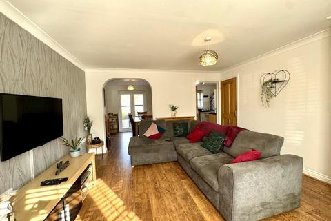 4 bedroom detached house for sale, Pentrebach, Merthyr Tydfil CF48