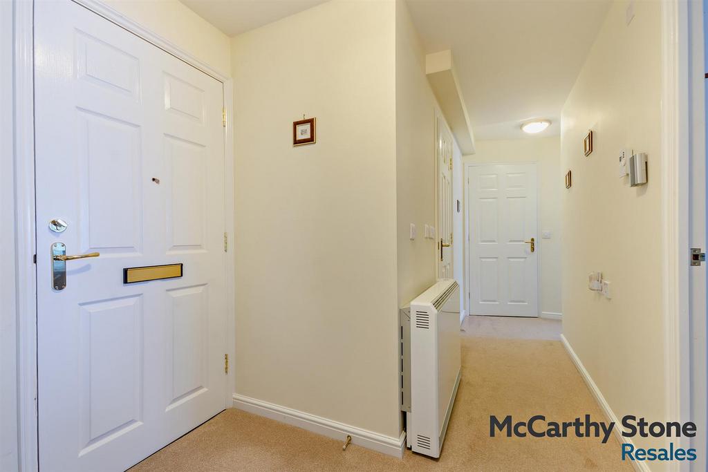 8679888-interior16-800.jpg