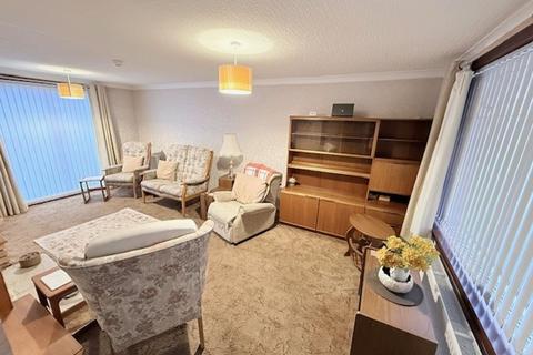 3 bedroom terraced house for sale, Woodside Road, Glenrothes, KY7
