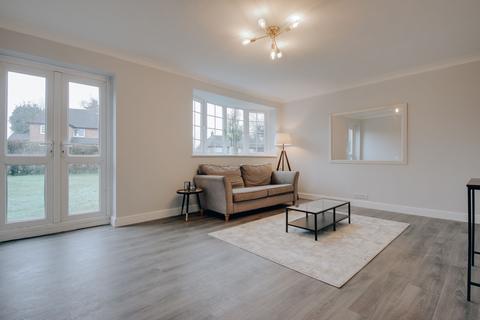 2 bedroom maisonette for sale, The Pantiles, Bushey Heath, WD23