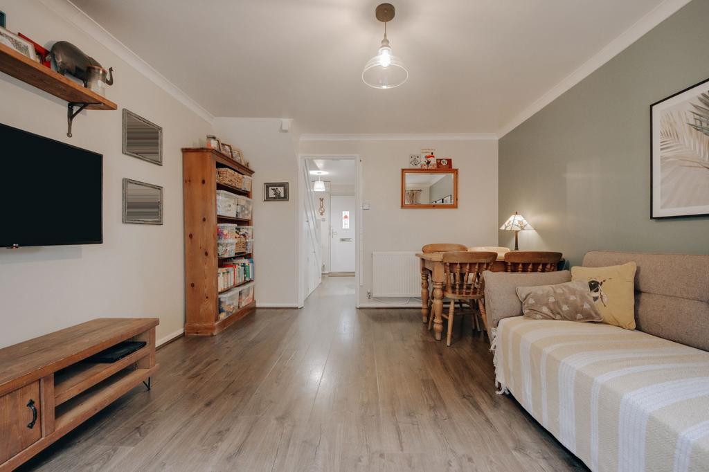 Living/dining room