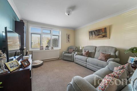 4 bedroom end of terrace house for sale, Harrison Close, Hutton, CM13