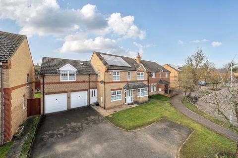 5 bedroom detached house for sale, Wingfield Drive, Potton SG19