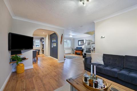 undefined, Dunnymans Road, Banstead