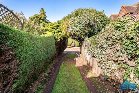 4 bedroom detached house for sale, Fernwood Crescent, London, N20