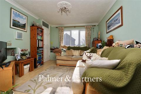 undefined, Yew Tree Rise, Pinewood, Ipswich, Suffolk, IP8