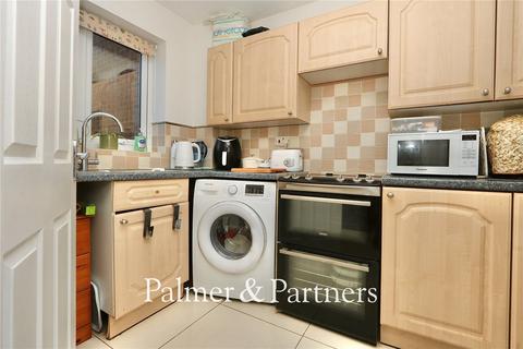 undefined, Yew Tree Rise, Pinewood, Ipswich, Suffolk, IP8