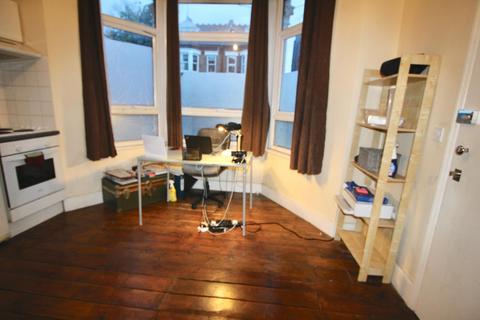undefined, Mountfield Road, London, N3