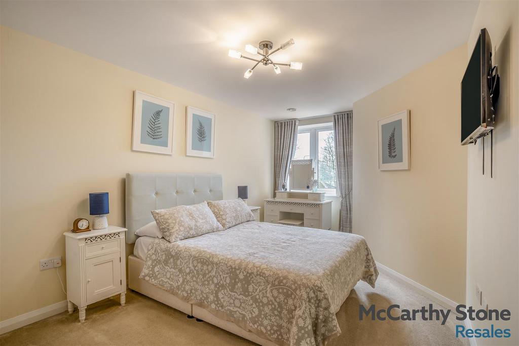 8679116-interior20.jpg