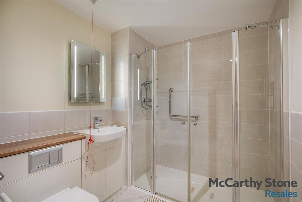 8679116-interior17.jpg