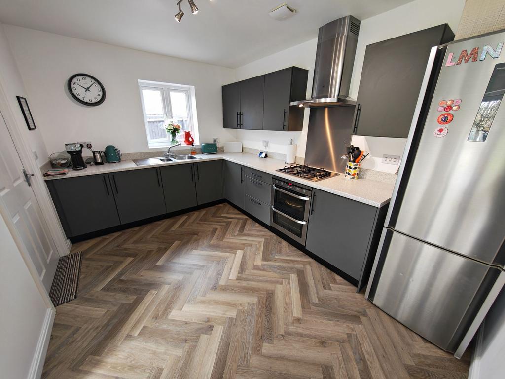 Kitchen / Breakfast