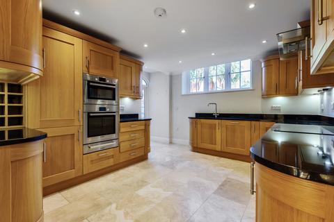 undefined, Reading Road, Wokingham RG41