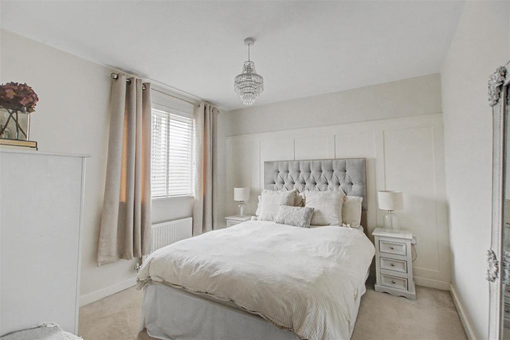 Bedroom 1 1.jpeg