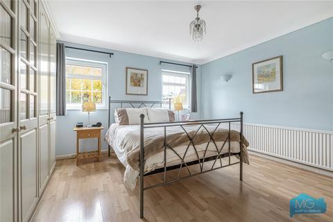 4 bedroom terraced house for sale, Guildown Avenue, Woodside Park, London, N12