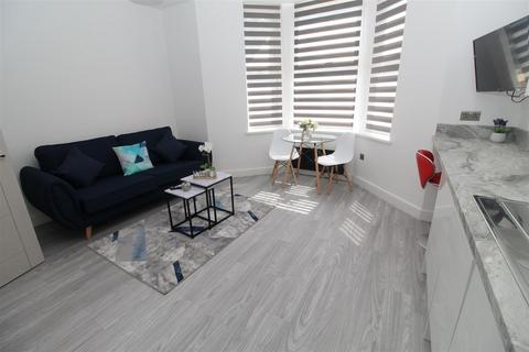 undefined, Albany Road, Cardiff CF24