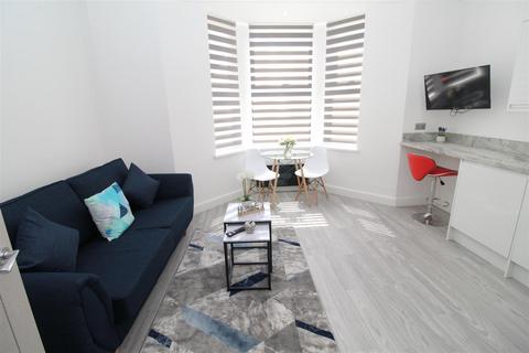 undefined, Albany Road, Cardiff CF24