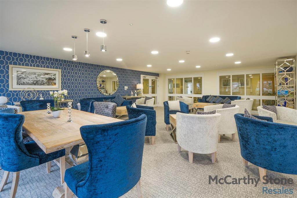 8678166-interior21.jpg