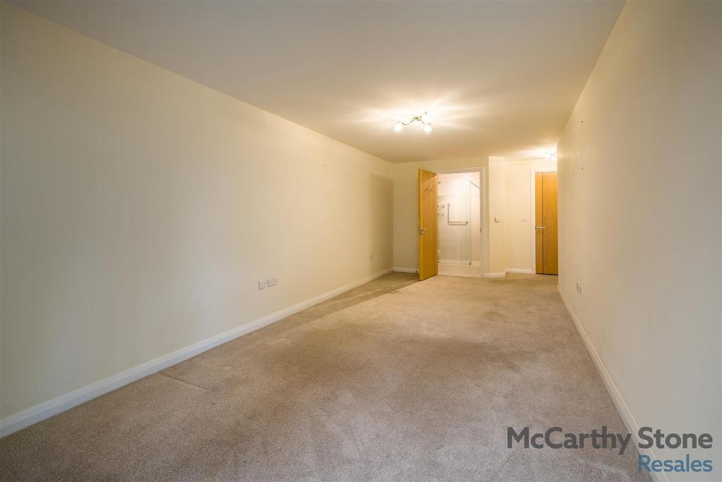 8678166-interior16.jpg
