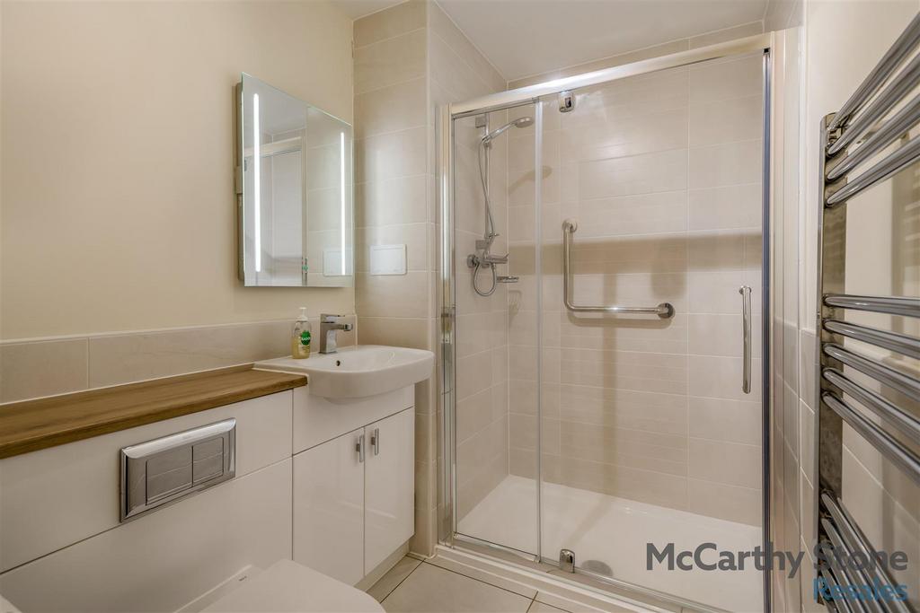 8678166-interior08.jpg