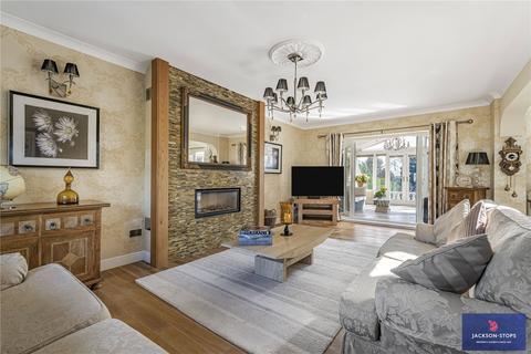 5 bedroom detached house for sale, Mountclair Court, Weston Favell, Northampton, NN3