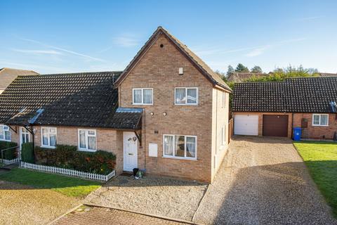 Yaxley Way, Clover Hill, Norwich