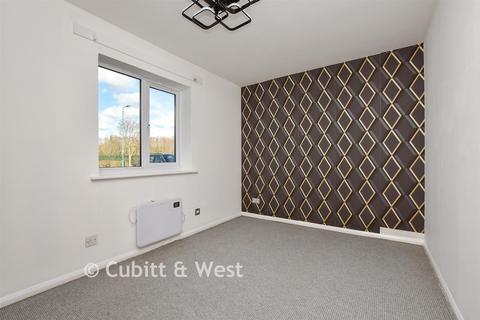 undefined, 10 Foxglove Way, Wallington SM6