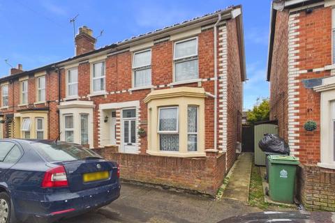 3 bedroom end of terrace house for sale, Lysons Avenue, Gloucester, GL1