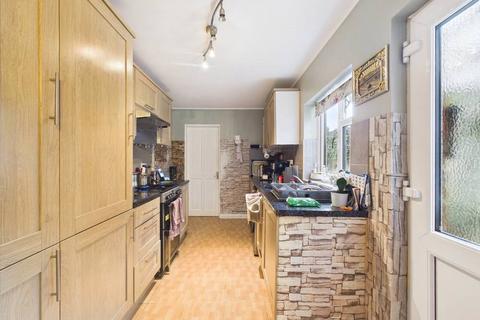 3 bedroom end of terrace house for sale, Lysons Avenue, Gloucester, GL1