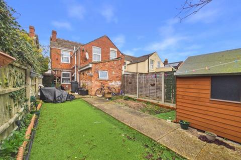 3 bedroom end of terrace house for sale, Lysons Avenue, Gloucester, GL1