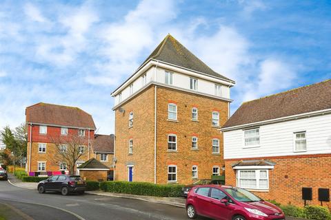 Swaffer Way, Ashford