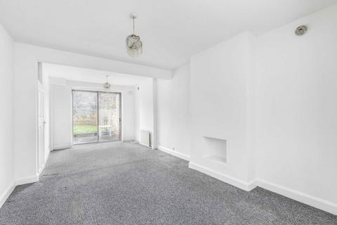 3 bedroom house to rent, Blakenham Road, London SW17