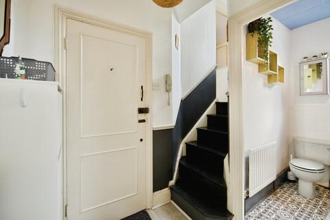 1 bedroom flat for sale, Green Lanes, LONDON, London, N13