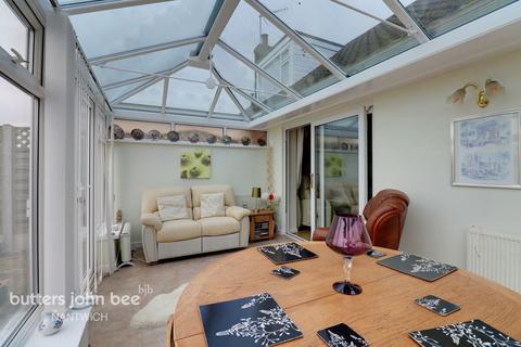 2 bedroom bungalow for sale, Green Lane, Nantwich