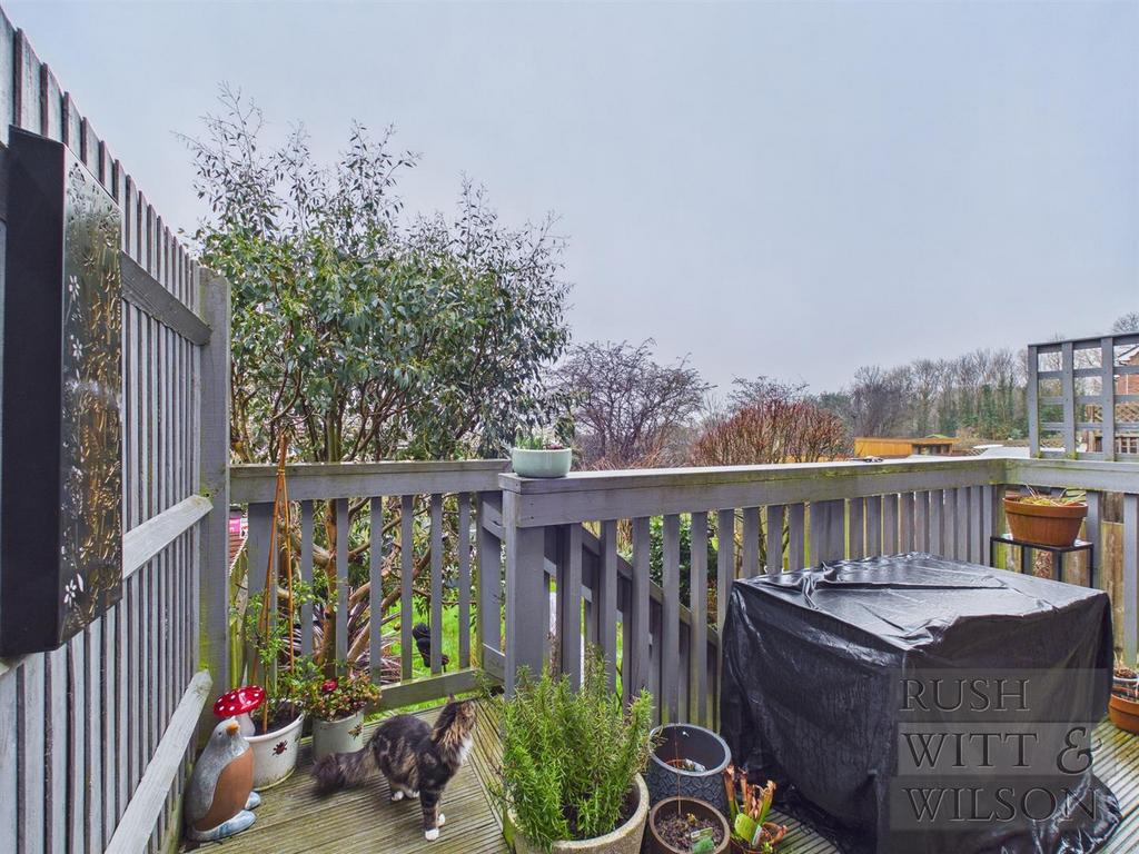 CAM03417 G0-PR0991-STILL018.jpg
