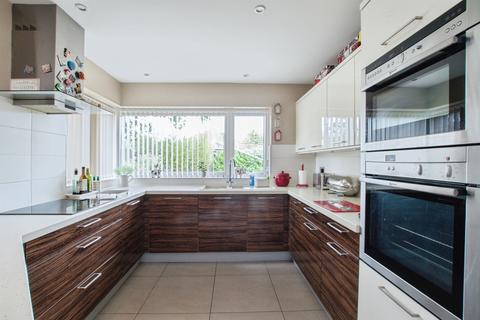 3 bedroom detached bungalow for sale, Springfield Avenue, Christchurch