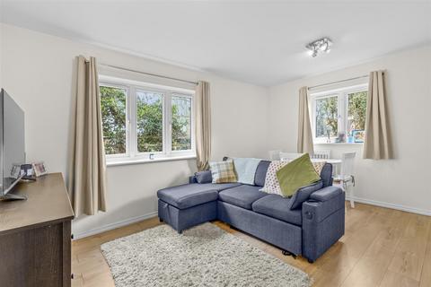 2 bedroom apartment for sale, Dormer Close, Aylesbury HP21