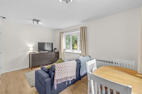 2 bedroom apartment for sale, Dormer Close, Aylesbury HP21