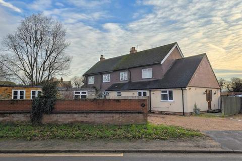 undefined, Newark Lane, Woking GU23