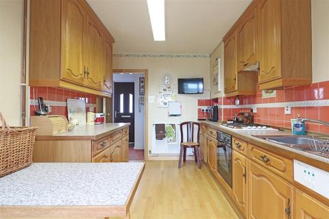 3 bedroom terraced house for sale, Rookery Way, Lower Kingswood, Tadworth