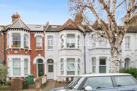 3 bedroom flat to rent, Kylemore Road, London, NW6