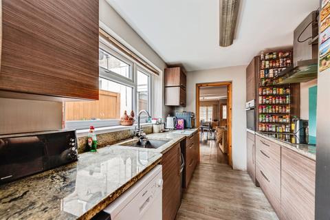 2 bedroom terraced house for sale, Deburgh Street, Swindon