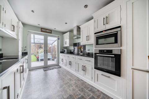 undefined, Highclere Avenue, Lawn, Swindon, SN3