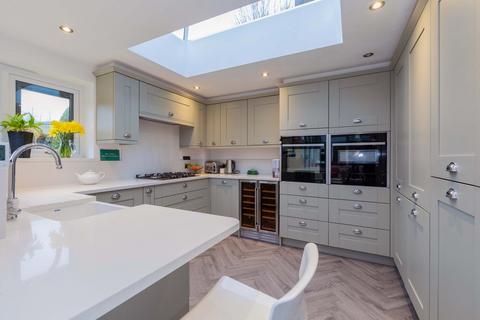 undefined, Oldfield Road, Maidenhead SL6