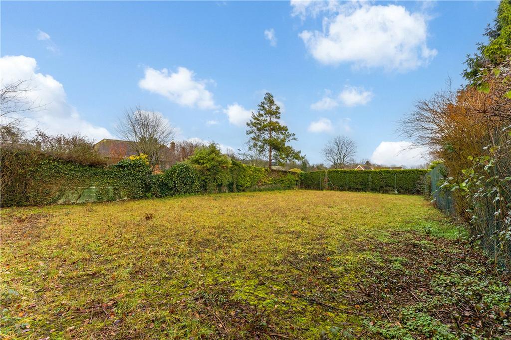 Garden/Old Court