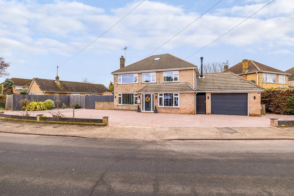 1 Sherwood Drive (Spalding)-7.jpg